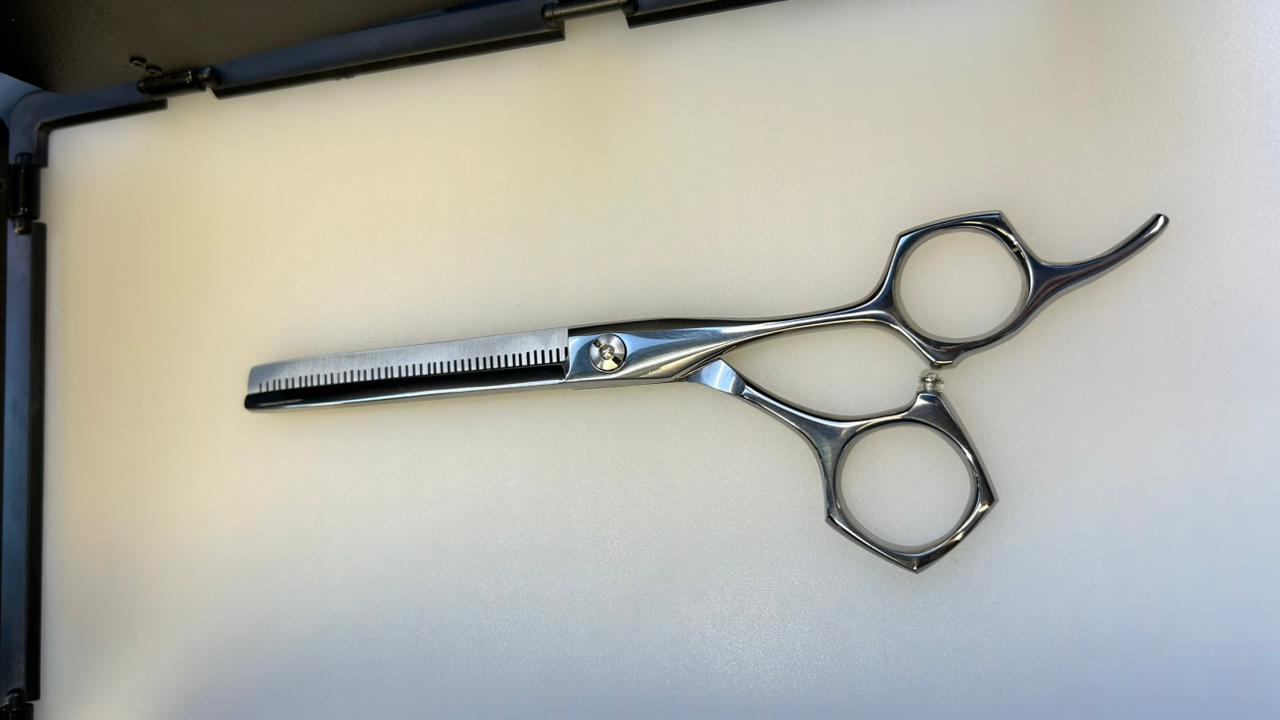 Special thinning , scissors 6.5inch